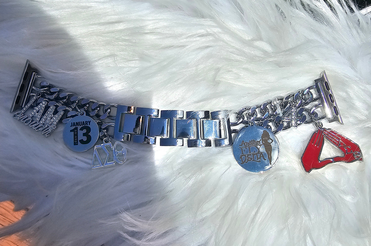 Delta Sigma Theta Custom Fit Sorority Apple Link Watch Band (charms may be changed at customers request)