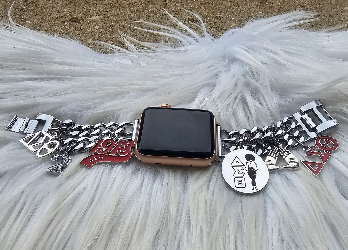 Delta Sigma Theta Apple Link Custom Fit Watch Band (please message with line number if would like added to design)