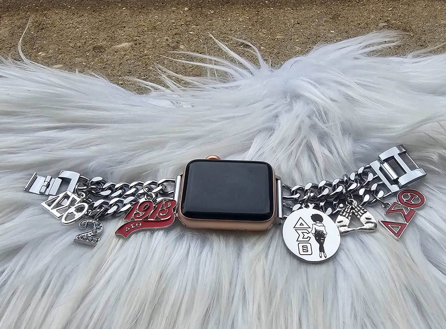 Delta Sigma Theta Apple Link Custom Fit Watch Band (please message with line number if would like added to design)