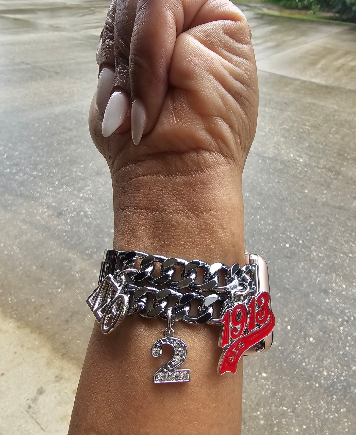 Delta Sigma Theta Apple Link Custom Fit Watch Band (please message with line number if would like added to design)