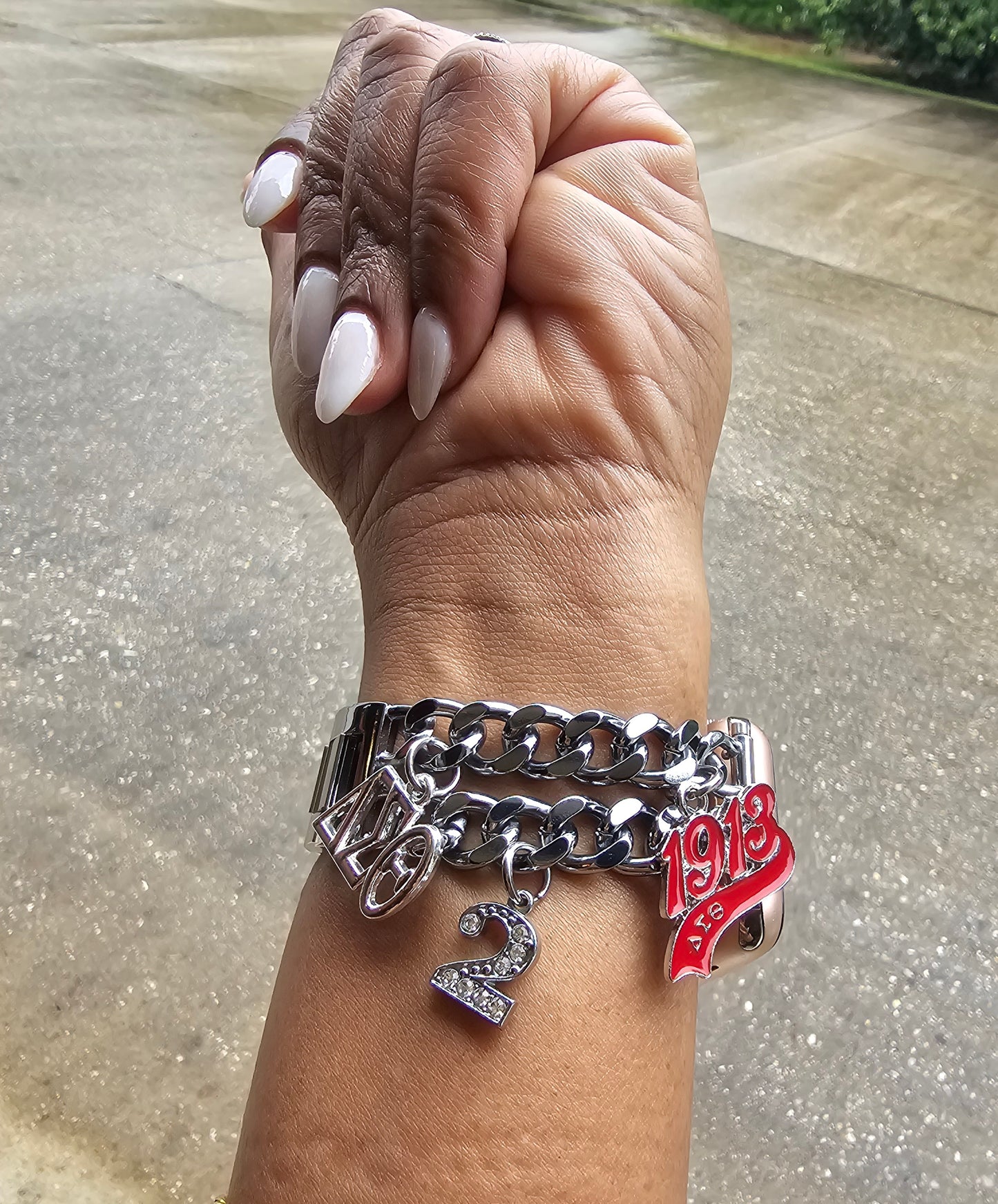 Delta Sigma Theta Apple Link Custom Fit Watch Band (please message with line number if would like added to design)