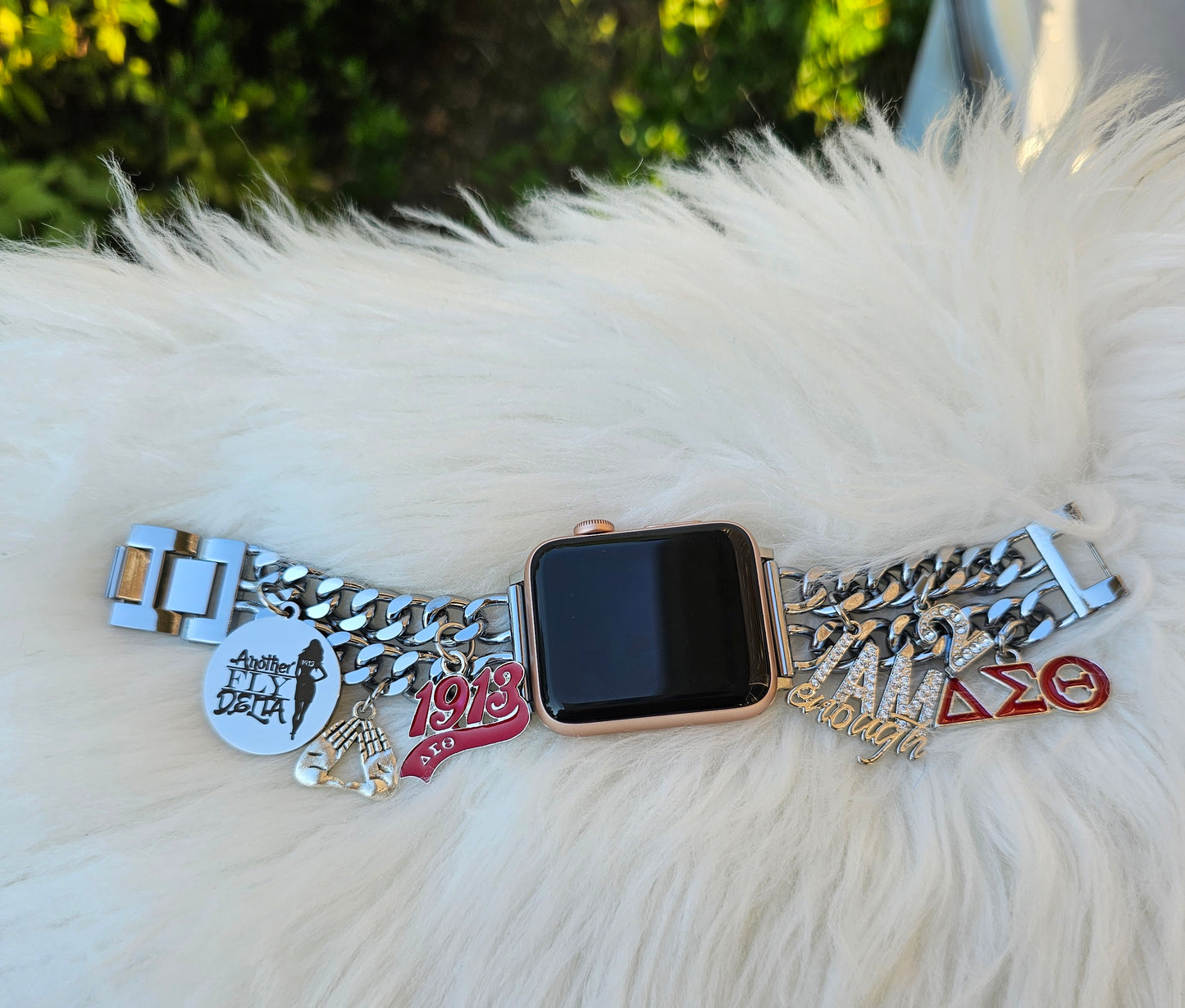 Delta Sigma Theta Apple Link Custom Fit Watch Band (please message with line number if would like added to design)