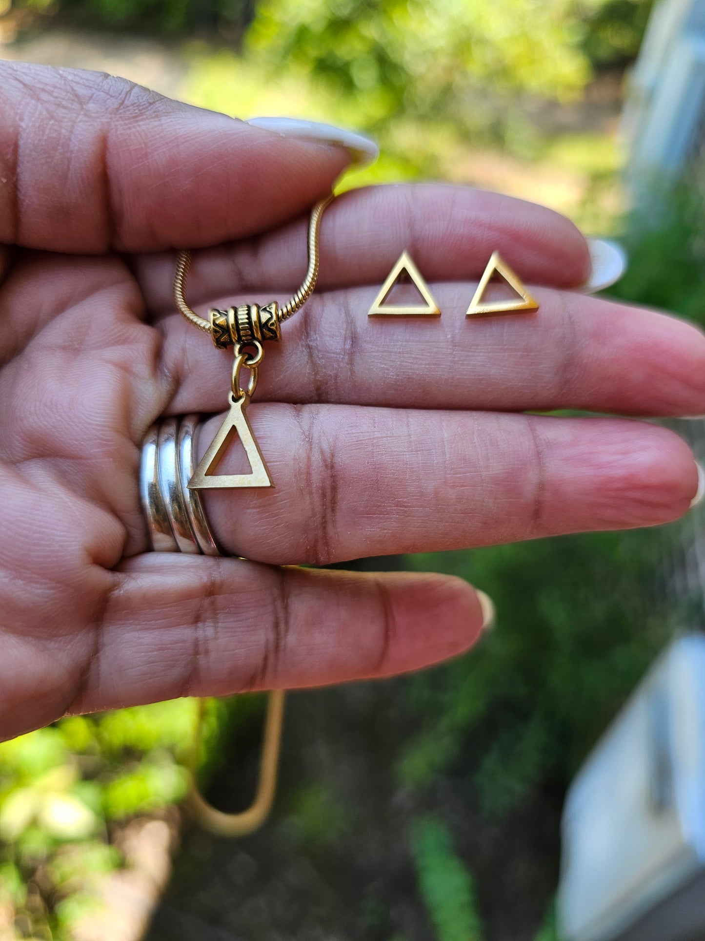 Delta Earrings - DST Earrings - Delta Sigma Theta earrings - Sorority Jewelry - Delta Jewelry -