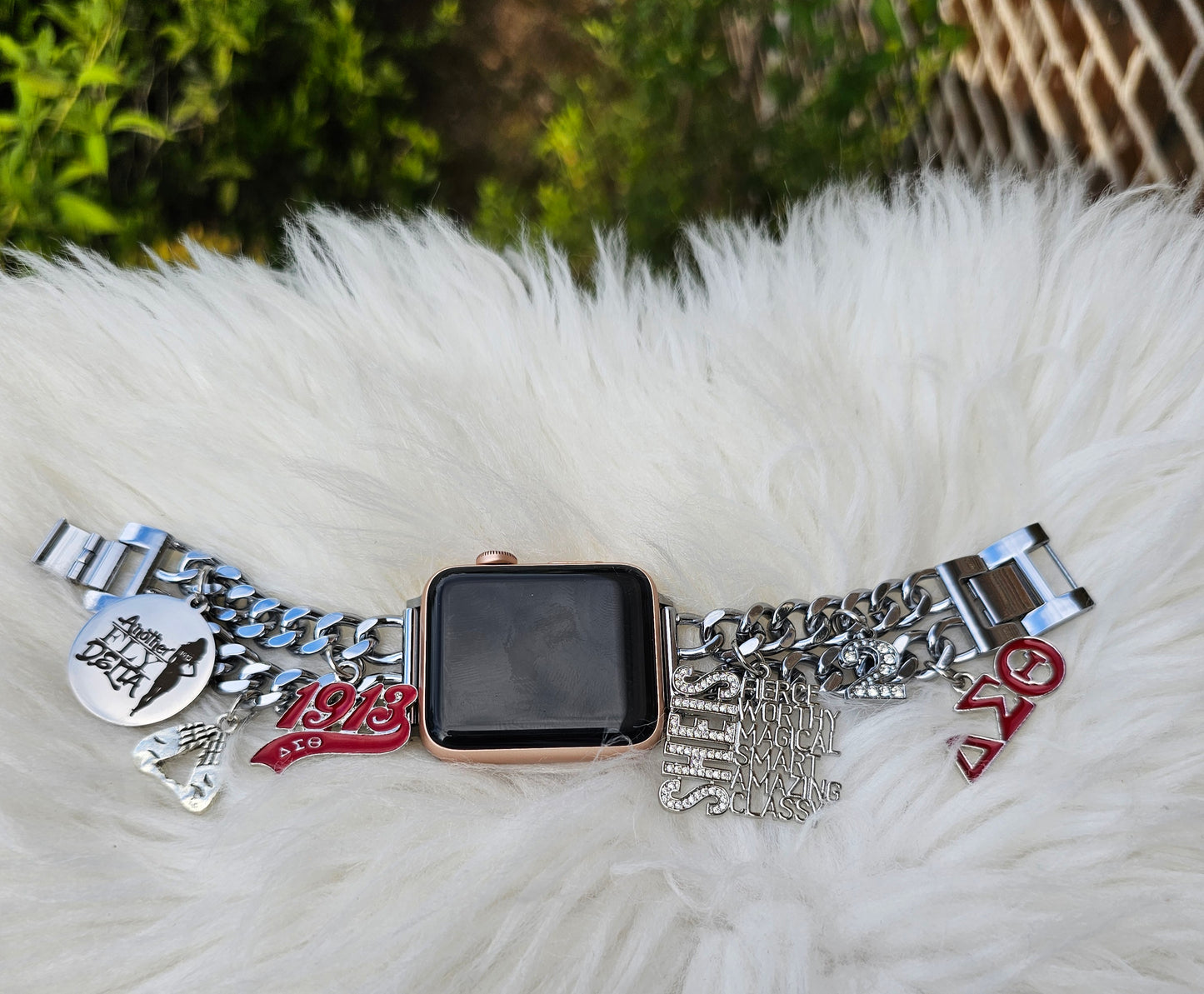 Delta Sigma Theta Apple Link Custom Fit Watch Band (please message with line number if would like added to design)