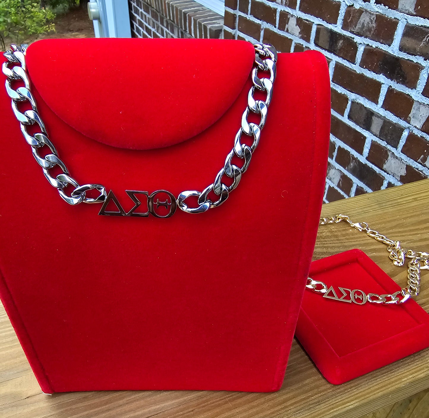 Delta Sigma Theta 8mm Cuban Link - Sorority necklace - Delta Jewelry - Delta Sigma Theta gift - HBCU - Divine Nine Sororities