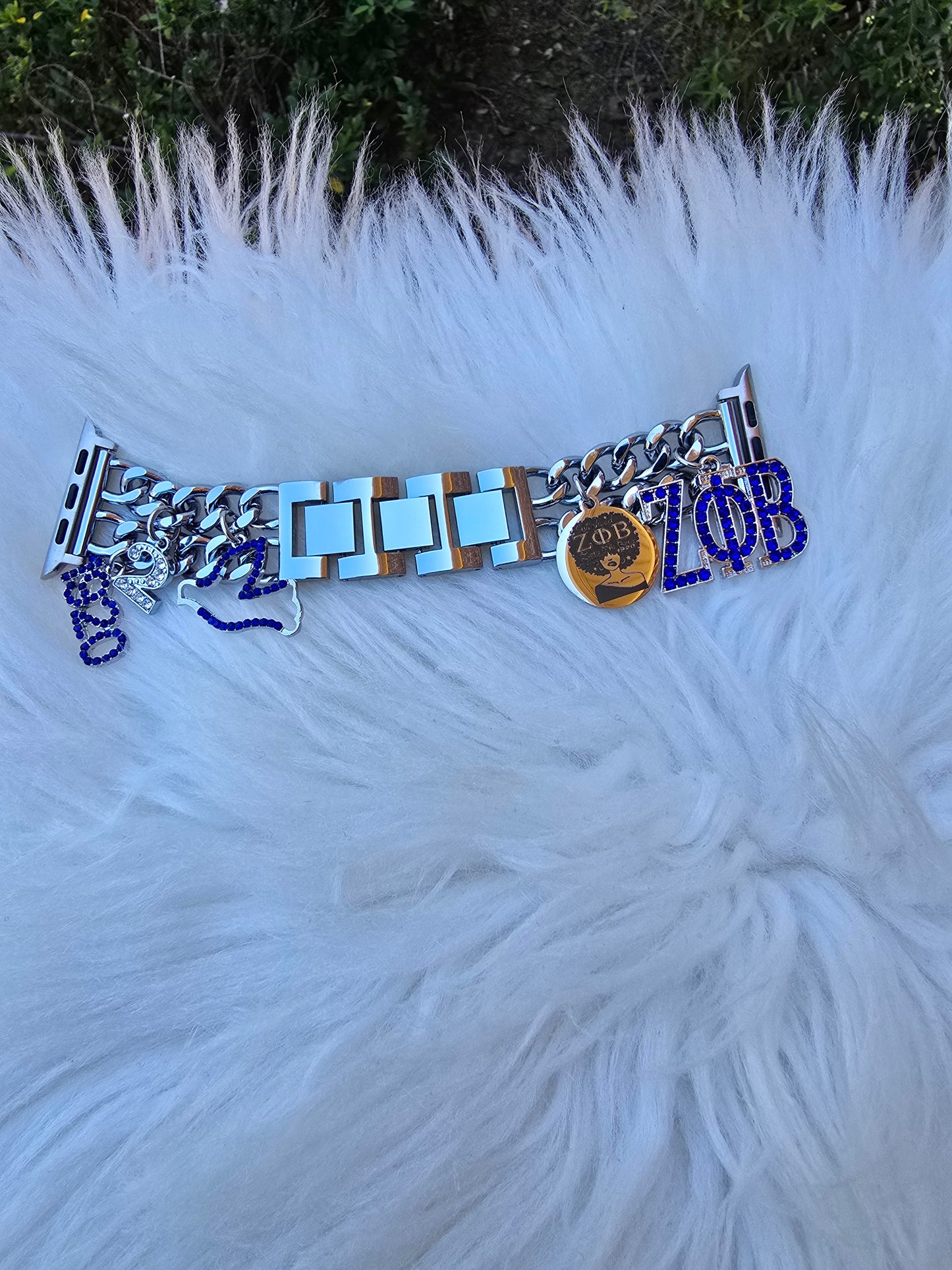 Zeta Phi Beta Custom Fit Sorority Apple Link Watch Band (Please message shop with line number if you would like added to design)