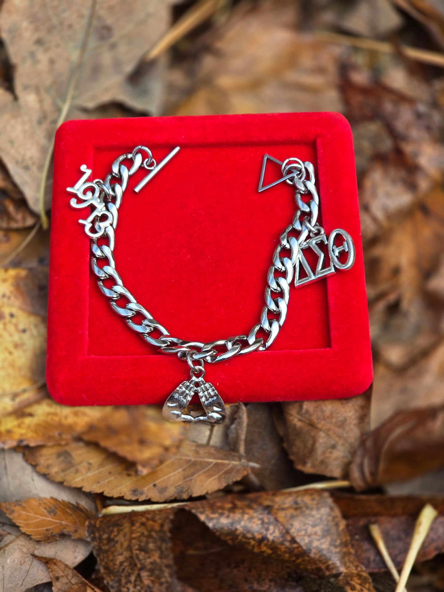 Delta Charm Bracelet - Delta Sigma Theta Charm Bracelet - Sorority Bracelet - Delta 1913 Bracelet - Delta Bracelet