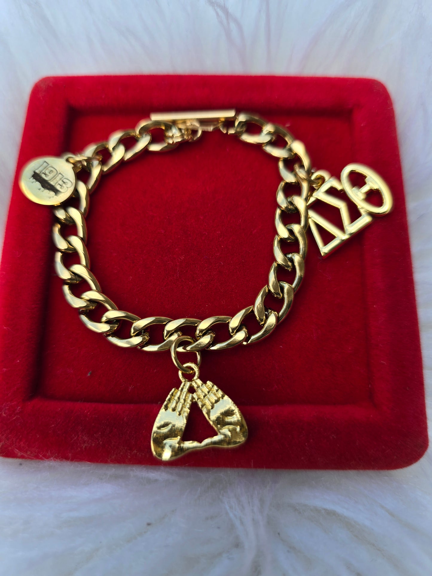 Delta Charm Bracelet - Delta Sigma Theta Charm Bracelet - Sorority Bracelet - Delta 1913 Bracelet - Delta Bracelet