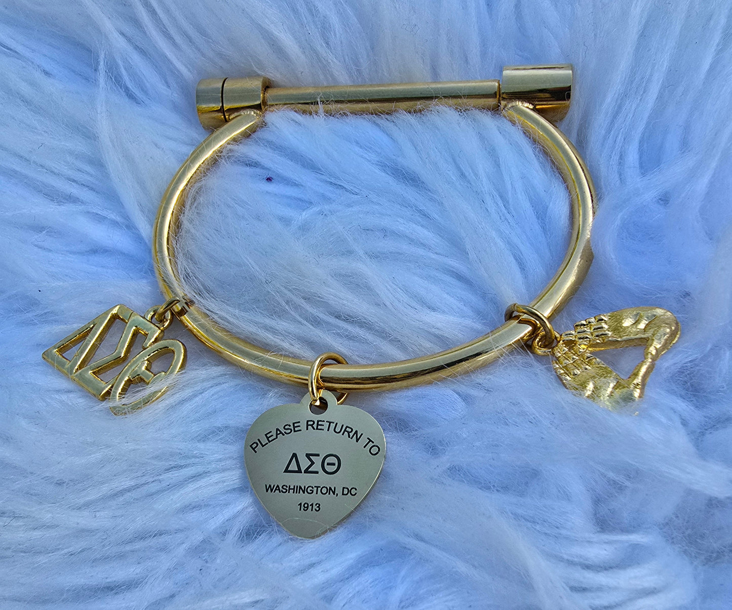 Delta Shackle Screw Bar Bangle Bracelet - Delta Sigma Theta Bracelet - Sorority Bracelet - DST Bracelet - Divine Nine - Sorority Jewelry